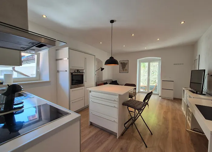 Valle Center * Ljubljana